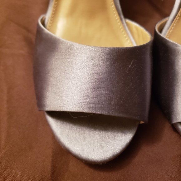 Steve Madden silky block heel dress shoe high heel - Picture 3 of 8